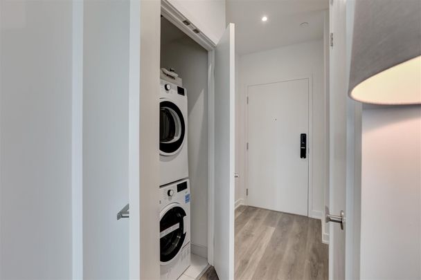 For Lease - 28 Ann Street Unit# 807, Mississauga, Ontario - Photo 1