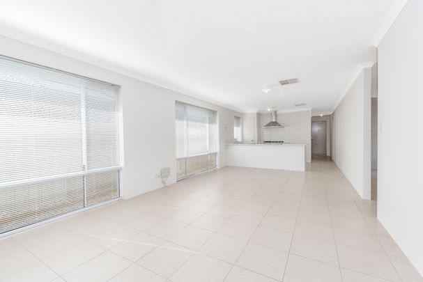 25 Tallering Way - Photo 1