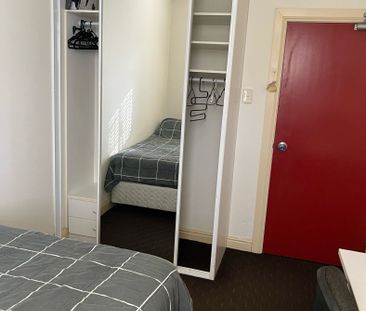 Darlington - Photo 6