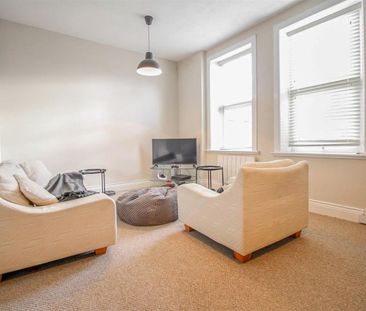 2 Bedroom Flat - First Floor - Photo 3