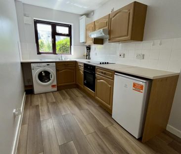 2 bedroom apartment to rent - Photo 6