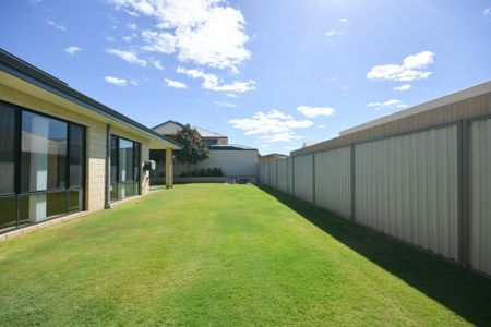 Large Four Bedroom Home with Powered Workshop! - Photo 3