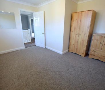 4 bedroom detached house to rent - Photo 5