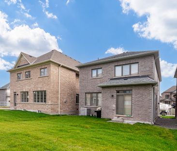 For Lease - 6 Northrop BSMT Avenue, Clarington, Ontario - Photo 6