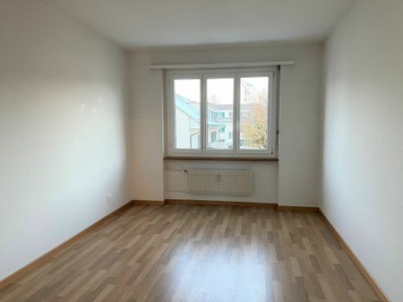 3.5 Zimmer, 74 m², 2. Stock - Photo 3