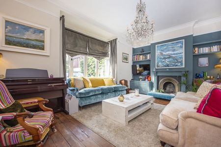 3 bedroom semi-detached house to rent - Photo 4