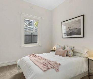 A double-fronted charmer - Photo 6