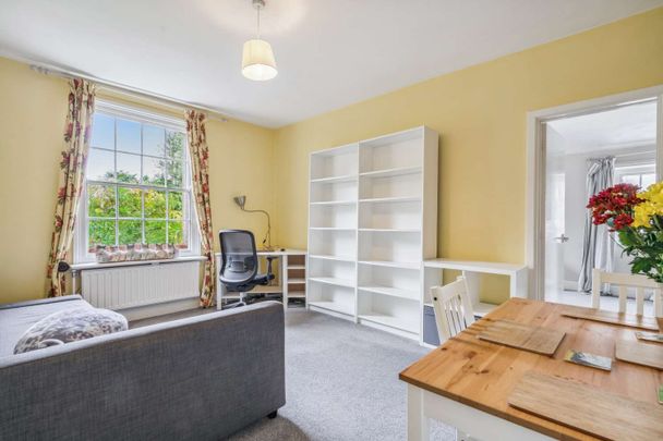 Mulberry Court, Field House Drive, Oxford, Oxfordshire, OX2 - Photo 1