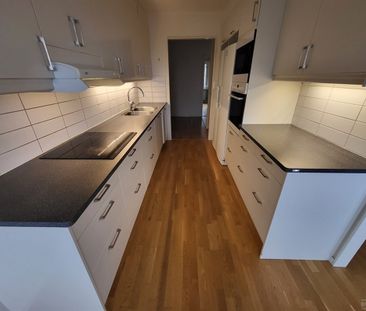 Karlslättsv 5 C - Photo 1