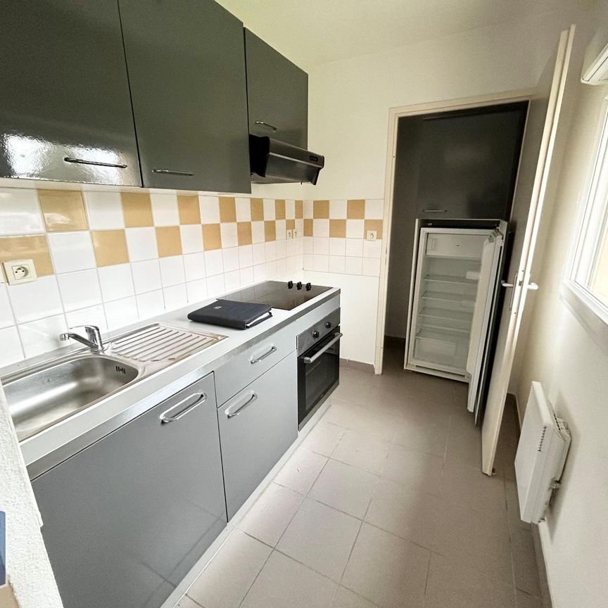 Location Appartement 2 pièces 47m² PECQUENCOURT 59146 - Photo 1