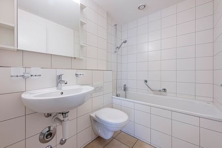Hoch über den Dächern der Stadt - Photo 3