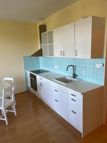 Výnimočný 1i byt 45m2, s lodžiou, dobrá lokalita - Photo 4