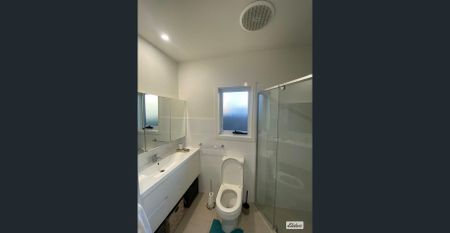 Large freestanding Granny Flat! - Photo 3