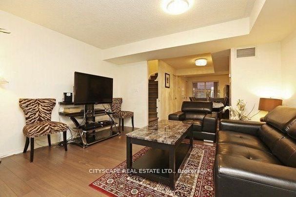 For Lease - 11 St Joseph Street Unit# 111, Toronto, Ontario - Photo 1