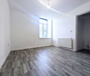 Llantrisant Road - Photo 2