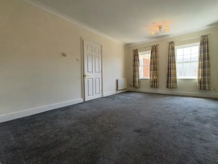 Mountjoy Court, 39 White Hart Road - Photo 5