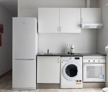 Calle Daoíz, Getafe, Community of Madrid 28903 - Photo 2