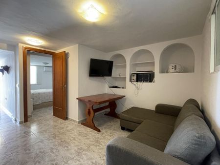 Ground Floor Apartment | Nerja | €700/Month - Photo 2