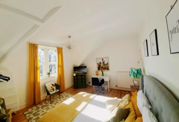 Single Room - Photo 1