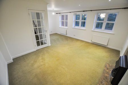 3 bedroom terraced house to rent - Photo 2