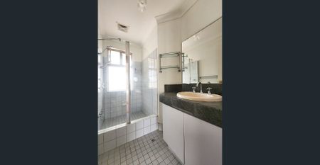 GREAT VALUE 3x1x2 HOME IN AN AMAZING LOCATION! - Photo 5