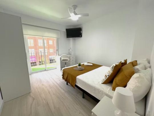 Carrer Poeta Artola, Valencia, Valencian Community 46021 - Foto 1