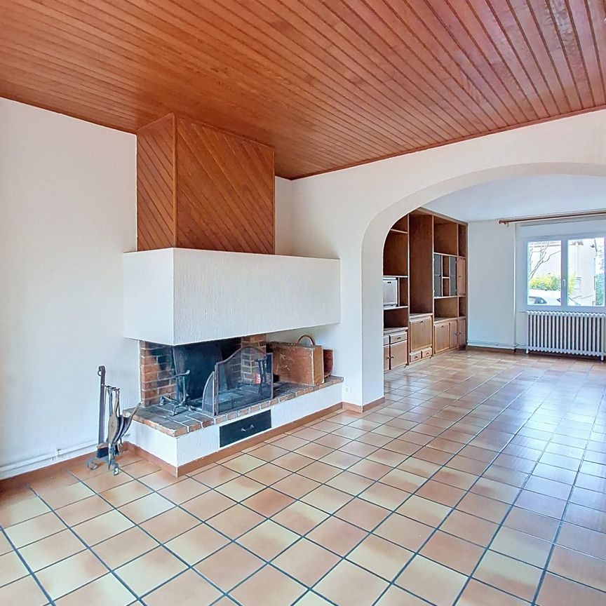 Location Maison 6 pièces 189m² CAGNAC LES MINES 81130 - Photo 1