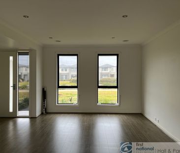 9 Rosario Walk, Point Cook - Photo 1