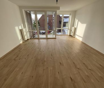 Renovierte 3-ZKB-Balkonwohnung in sehr schöner Anlage in Heppens zu... - Photo 2