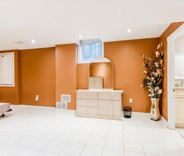 For Lease - 6382 Donway Drive Unit# Bsmt, Mississauga, Ontario - Photo 1