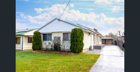 Family Home - Prime Location - Photo 3