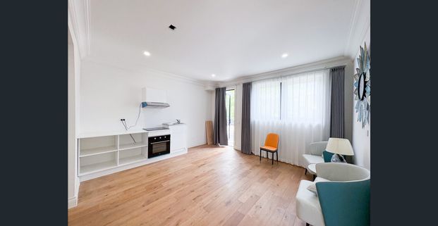 Brand New, Fully Furnished Self Contained One-Bedroom Unit – All Bills Included - Photo 1