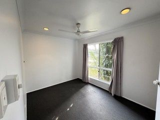 Great Family Home - Photo 2