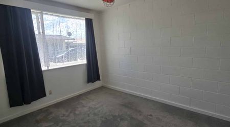 Cozy 1 Bedroom Flat in a quiet area - Photo 3