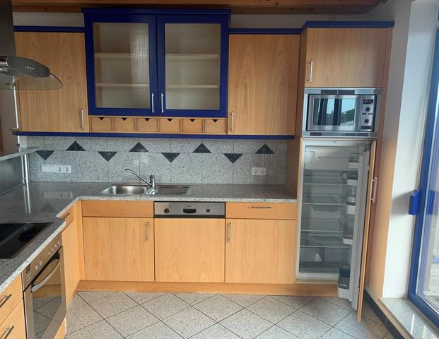 Attraktive, moderne 3- Zimmer Wohnung mit Balkon zentrumsnah - Foto 1