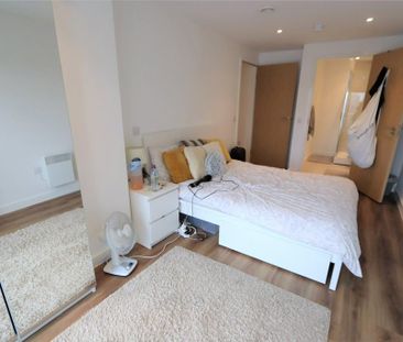 2 bedroom apartment to rent - Photo 5