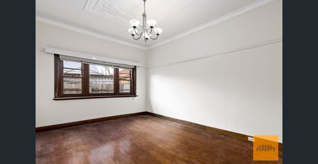 3 Bedroom Unit in a Great Location - Photo 1