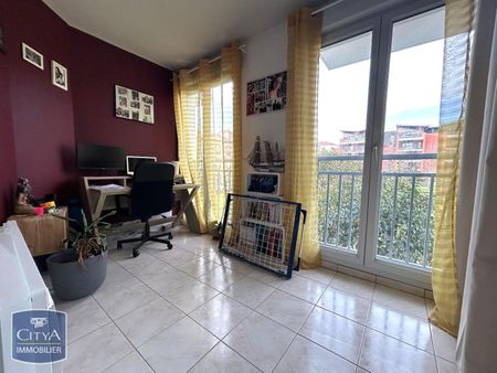 Location Appartement 2 pièces 54m² ST ETIENNE 42000 - Photo 4