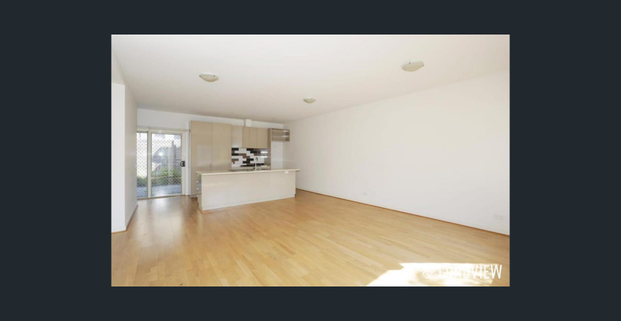 A Fashionable Way To Live - Photo 1