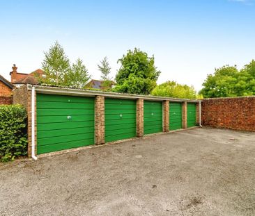 2 bedroom apartment to rent - Photo 6