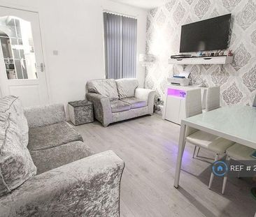 4 bedroom terraced house to rent - Photo 4