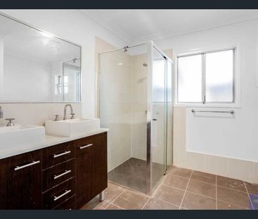 23 Narangba Road, Kallangur, Qld 4503 - Photo 6