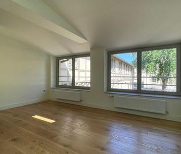 Location Appartement 3 pièces 51m² MULHOUSE 68200 - Photo 2