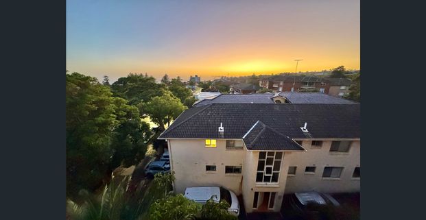 STUNNING TOP FLOOR 1 BEDROOM UNIT, BEACH AND OCEAN VIEWS - Photo 1