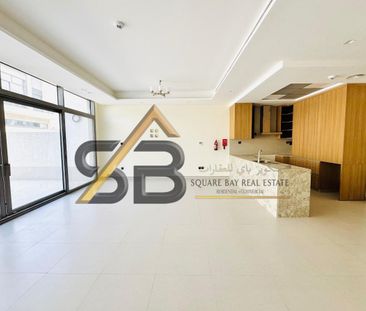 Luxury 5 Bedroom villa + Maids Room All amenities - Photo 2