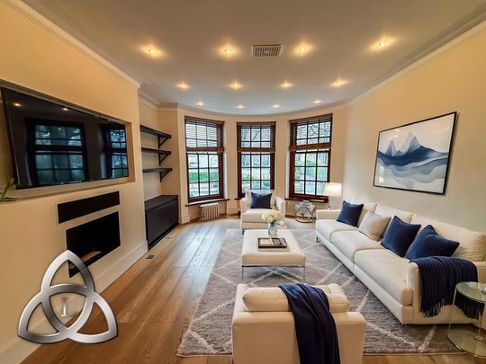 St. Johns Wood Park, London, NW8 6QT - Photo 1