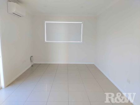 Modern 2 bedroom brick veneer granny flat - Photo 2