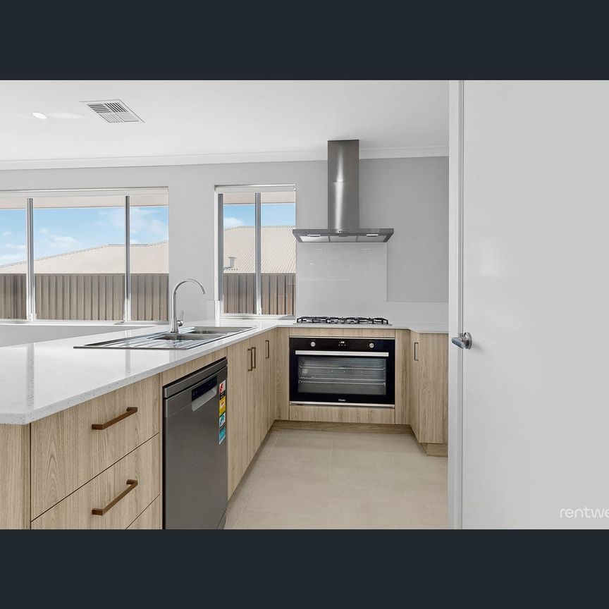26 Ambient Wy, Eglinton, WA 6034 - Photo 1