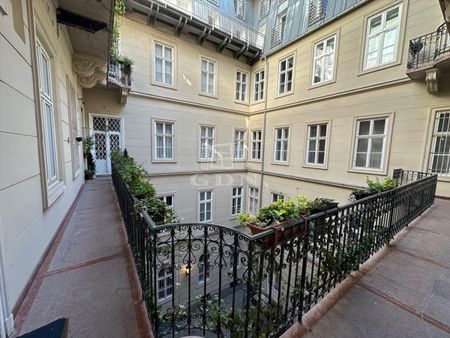 Kiadó újszerű állapotú lakás - Budapest VI. kerület - Photo 4