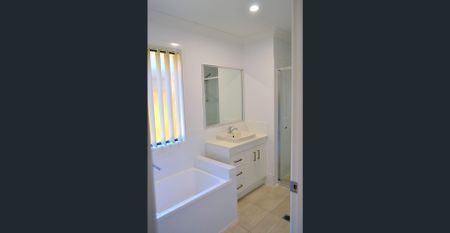 Charming and Convenient ! - Photo 4